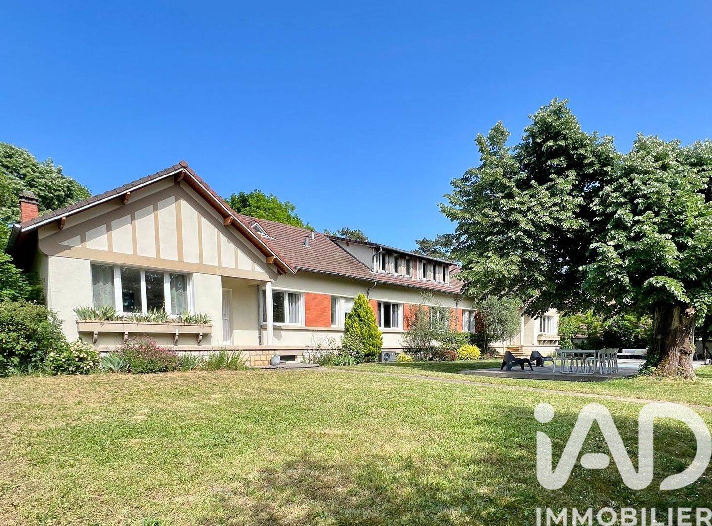 Maison à vendre, 380m², BOURGES
