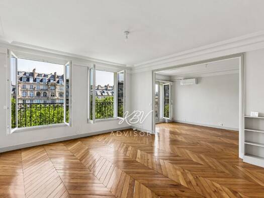 Duplex à vendre 1 875 000 € 6 pièces 4 chambres 143 m² Étage 5/6 Chaillot Paris 16ème arrondissement 75016