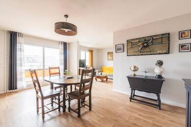 Appartement à vendre 286 900 € 3 pièces 2 chambres 92 m² Étage 4/6 Centre et Est Cormontreuil 51350