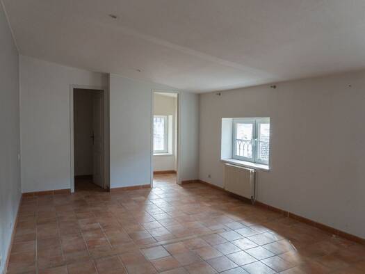 Appartement à vendre 119 910 € 2 pièces 1 chambre 52,5 m² Étage 3/3 Centre Ville Cavaillon 84300