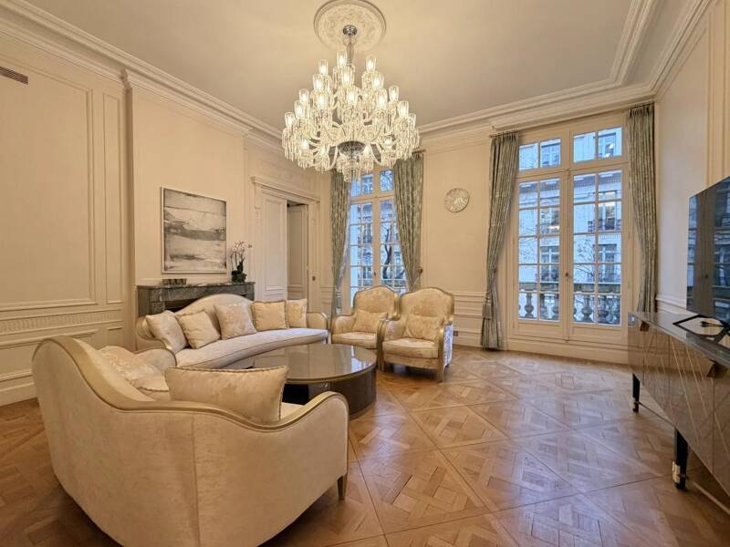 Maison à louer, 300m², PARIS 16E