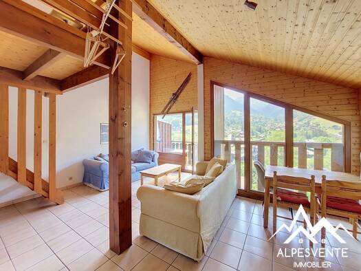 Duplex à vendre 297 000 € 4 pièces 3 chambres 74,05 m² Étage 3/4 Saint-Jean-d'Aulps 74430