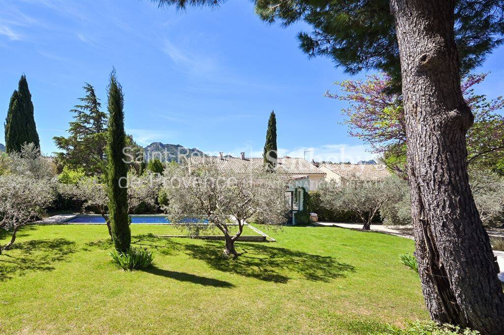 Maison à vendre, 225m², EYGALIERES