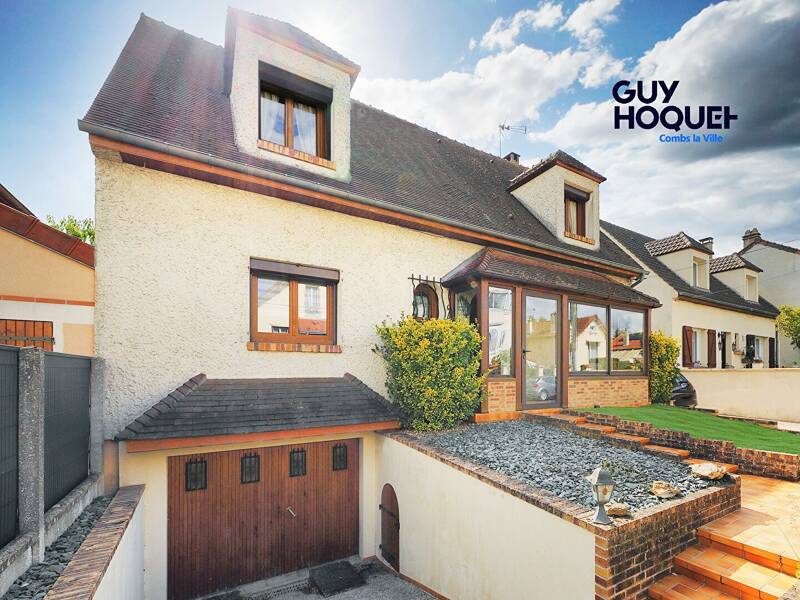 Maison à vendre, 121m², COMBS LA VILLE