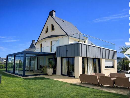 Villa à vendre 1 470 000 € 9 pièces 6 chambres 340 m² 770 m² de terrain Donville-les-Bains 50350