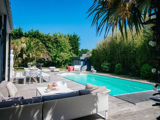 Maison de plain-pied à vendre 1 519 600 € 7 pièces 5 chambres 274 m² 2 350 m² de terrain La Richardais 35780