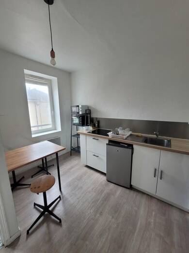 Appartement à louer 490 € 1 pièce 16 m² Étage 3/3 Centre Ville-Faubourg Saint Lazare Maubeuge 59600