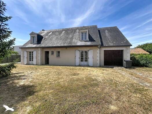 Maison de plain-pied à vendre 328 290 € 3 pièces 2 chambres 100 m² 1 440 m² de terrain Alouette Joué-lès-Tours 37300