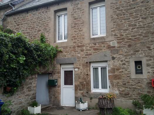 Maison de ville à vendre 380 000 € 4 pièces 3 chambres 99 m² 65 m² de terrain Paramé Centre Saint-Malo 35400