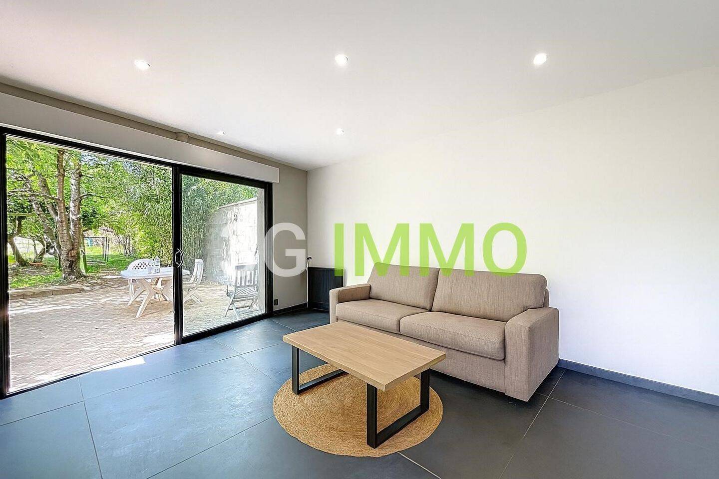 Maison à vendre, 131m², FOLLAINVILLE DENNEMONT