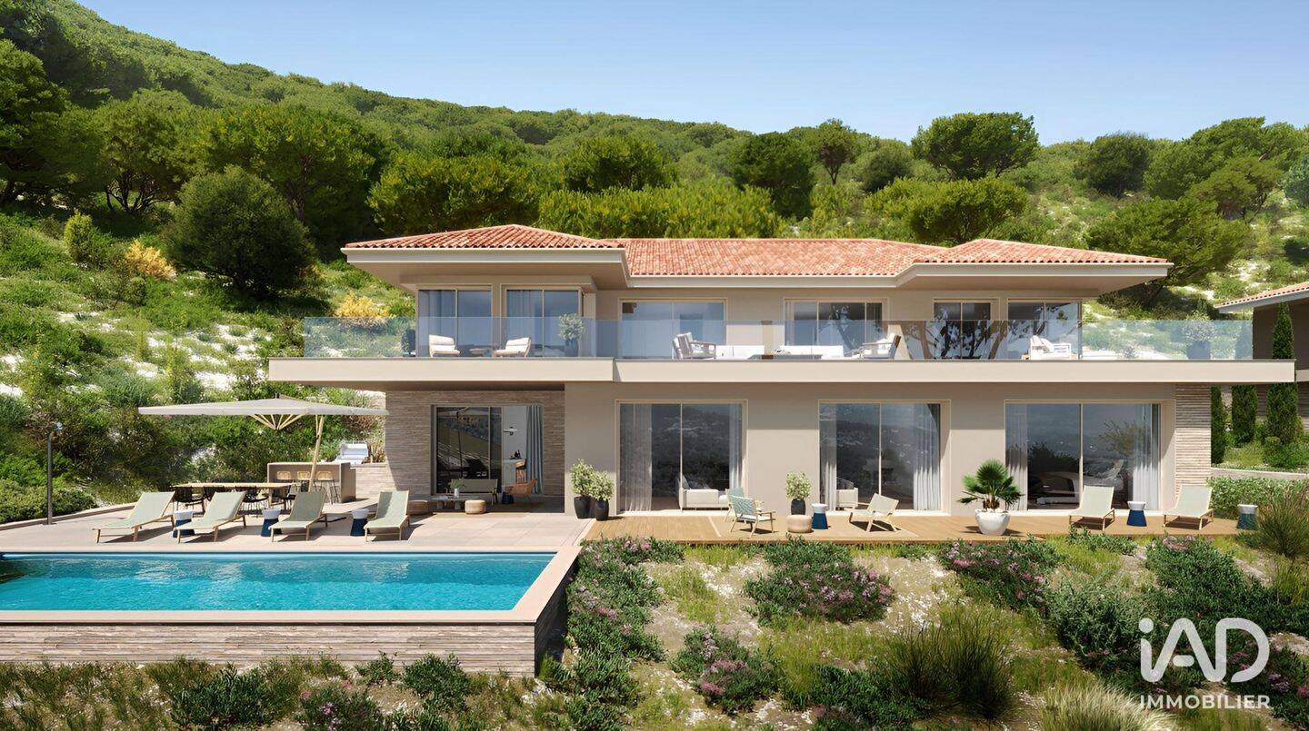 Maison à vendre, 385m², GRIMAUD