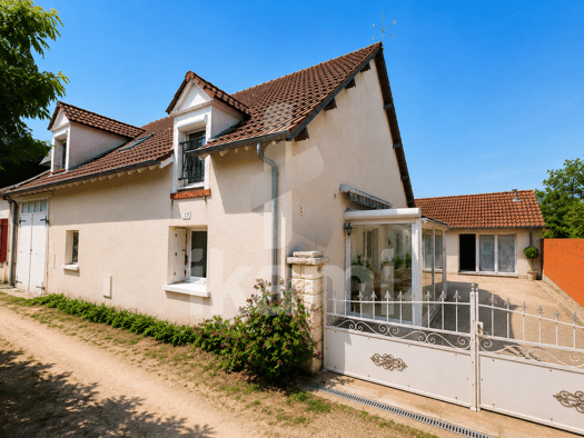 Maison à vendre 195 000 € 6 pièces 3 chambres 118 m² 1 210 m² de terrain Saint-Laurent-Nouan 41220