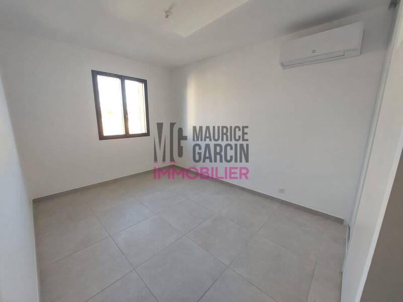 Maison à louer, 97m², PERNES LES FONTAINES