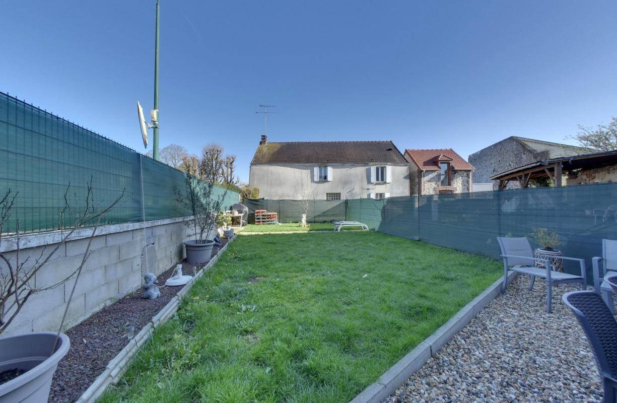 Maison à vendre, 90m², MONTAGNY SAINTE FELICITE