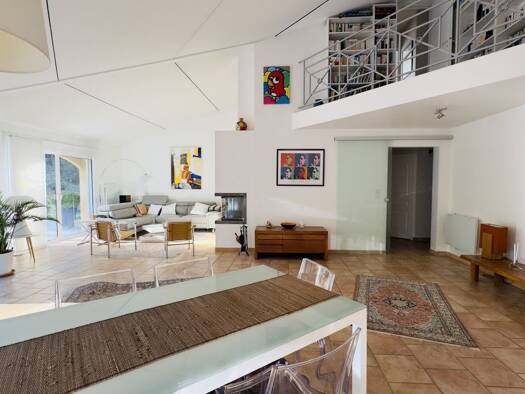 Villa à vendre 1 125 000 € 6 pièces 4 chambres 210 m² 1 267 m² de terrain Charbonnieres les Bains 69260