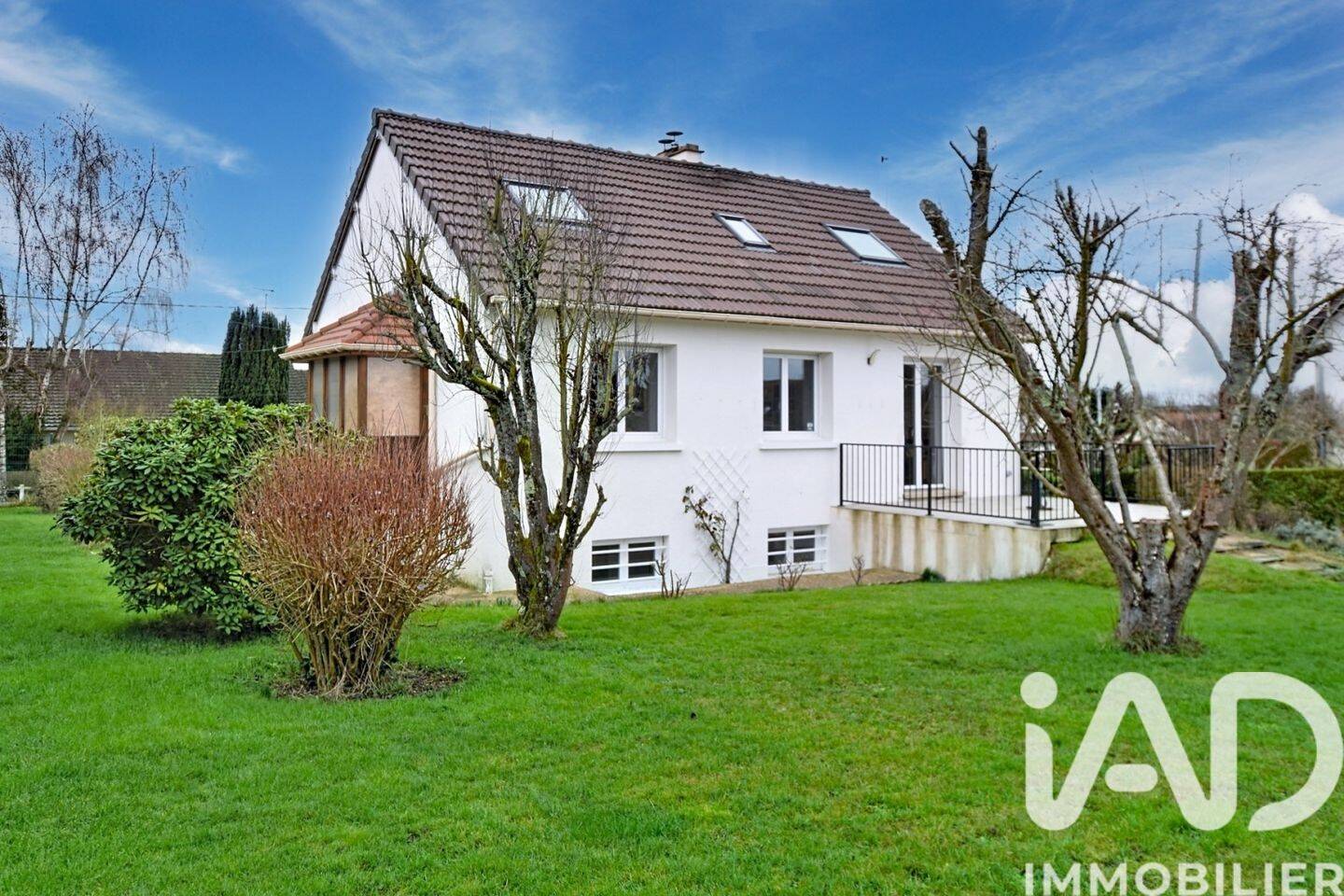 Maison à vendre, 107m², CRECY LA CHAPELLE