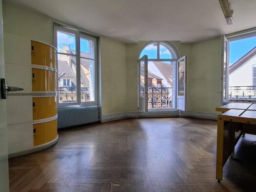 Appartement à vendre 478 400 € 6 pièces 6 chambres 123 m² Étage 3/5 Strasbourg 67000