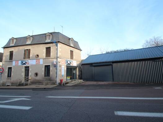 Autres à louer 880 € 131 m² Saint-Léger-des-Vignes 58300