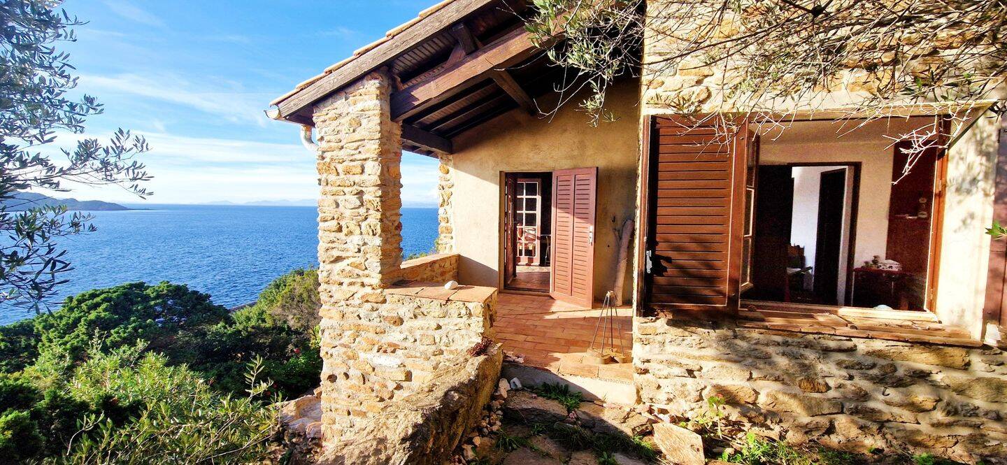 Maison à vendre, 77m², ILE DU LEVANT