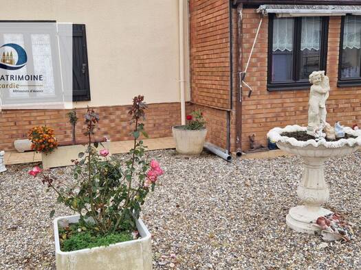 Maison en viager Bouquet 34 000 € 3 pièces 2 chambres 80 m² 694 m² de terrain Embreville 80570