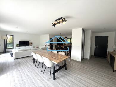 Maison de plain-pied à vendre 472 000 € 5 pièces 3 chambres 121,3 m² 709 m² de terrain Octeville-sur-Mer 76930