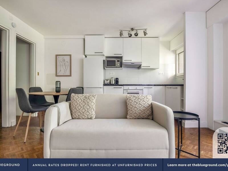 Maison à louer, 48m², PARIS 16E