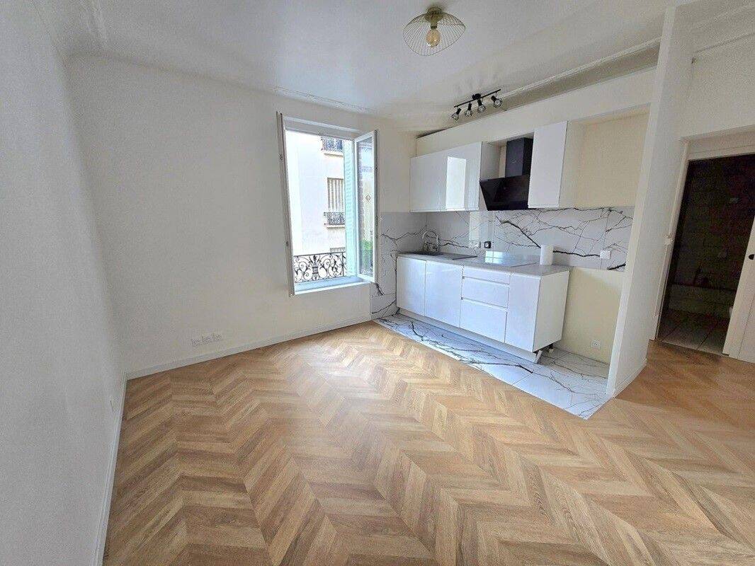 Maison à louer, 27m², COURBEVOIE
