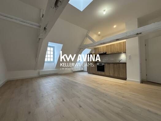 Appartement à louer 950 € 4 pièces 3 chambres 73,2 m² RDC Centre Seclin 59113