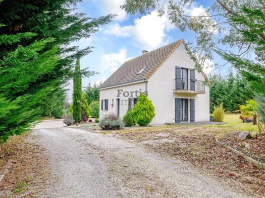 Maison de ville à vendre 424 000 € 4 chambres 116 m² 1 377 m² de terrain Maulette 78550