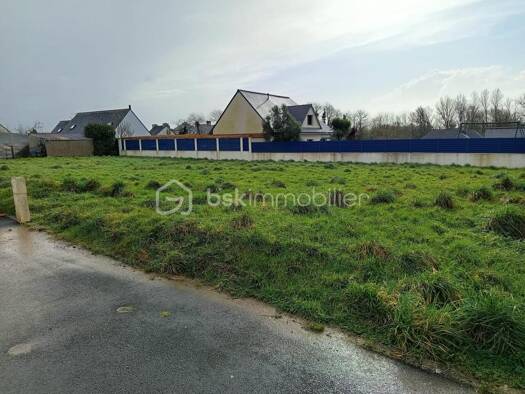 Terrain constructible viabilisé à vendre 54 900 € 915 m² de terrain Pont-de-Buis-lès-Quimerch 29590