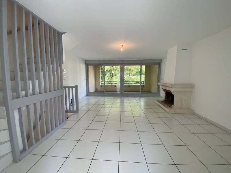 Maison à louer, 112m², SAINTE FOY LES LYON