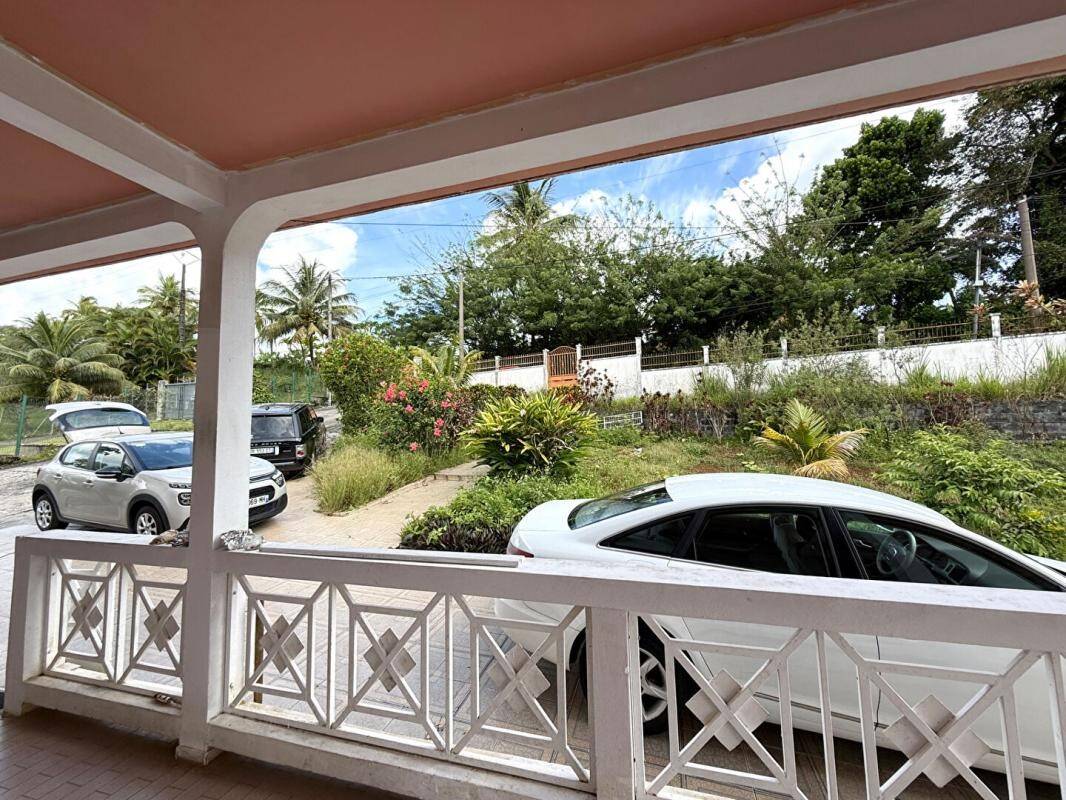Maison à vendre, 170m², PETIT BOURG