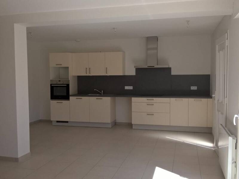 Maison à louer, 105m², SAINT JEAN DE MOIRANS