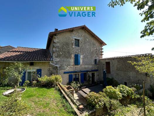 Maison en viager occupé Bouquet 88 000 € 7 pièces 3 chambres 265 m² Champagne-Mouton 16350