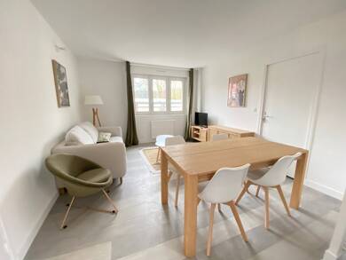 Appartement à louer 485 € 5 pièces 4 chambres 74 m² RDC/12 Centre La Madeleine 59110