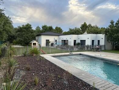 Villa à vendre - Neuf 590 000 € 5 pièces 3 chambres 130 m² 1 498 m² de terrain Grignan 26230