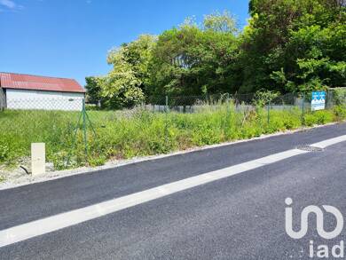 Terrain constructible viabilisé à vendre 49 000 € 719 m² de terrain Pogny 51240