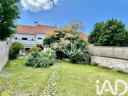 Demeure à vendre 690 000 € 9 pièces 6 chambres 229 m² 657 m² de terrain Herondeaux Groslay 95410