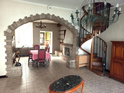 Maison à vendre 157 500 € 7 pièces 5 chambres 155 m² 466 m² de terrain Fruges 62310