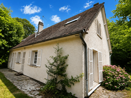 Maison à vendre 99 000 € 5 pièces 4 chambres 163 m² 9 961 m² de terrain Longchamps 27150