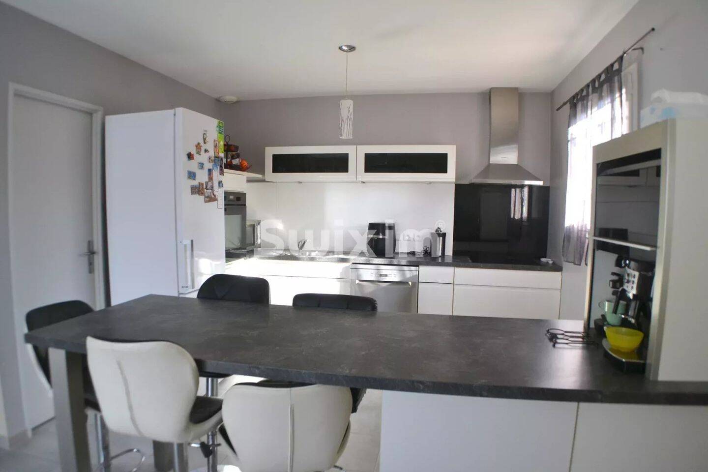 Maison à vendre, 101m², JONQUIERES SAINT VINCENT