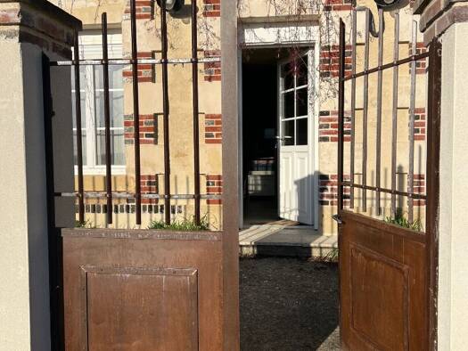 Maison à vendre 168 000 € 2 pièces 1 chambre 65 m² 166 m² de terrain Vouvray 37210