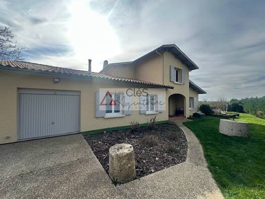 Maison à vendre 364 000 € 5 pièces 3 chambres 170 m² 1 375 m² de terrain Cadillac-sur-Garonne 33410