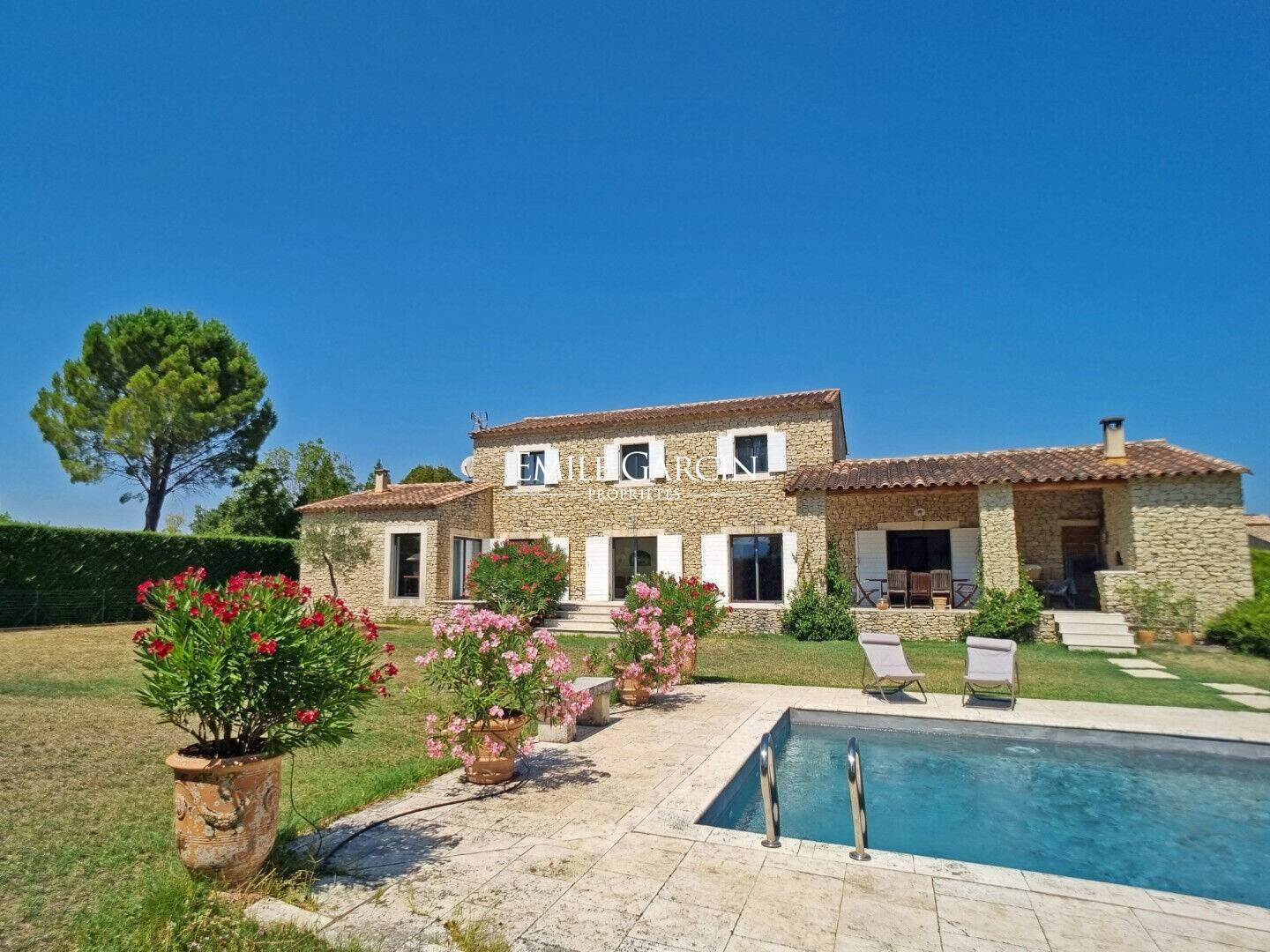 Maison à vendre, 240m², GORDES