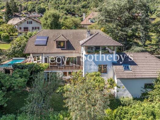 Maison à vendre 1 995 000 € 10 pièces 5 chambres 380 m² 1 927 m² de terrain Sevrier 74320