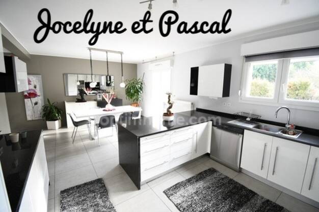 Maison à vendre 374 000 € 6 pièces 4 chambres 122 m² 385 m² de terrain Gare-Gambetta-Piemont Mont-Saint-Martin 54350