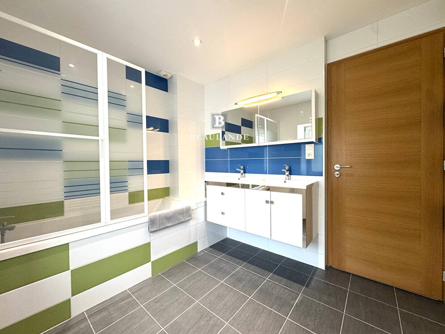 Maison à vendre, 183m², LE POULIGUEN
