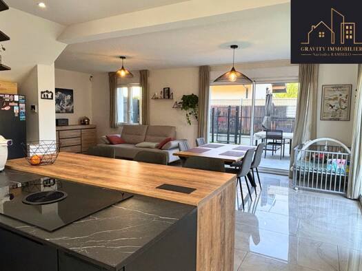 Maison à vendre 395 000 € 4 pièces 3 chambres 93 m² 330 m² de terrain Scionzier 74950