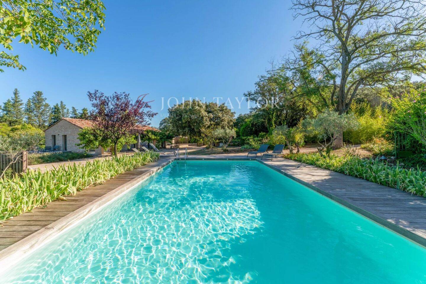 Maison à vendre, 200m², EYGALIERES