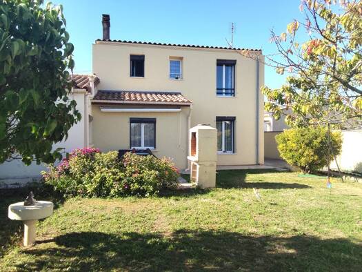 Maison à vendre 209 500 € 4 pièces 3 chambres 93 m² 286 m² de terrain Pons 17800